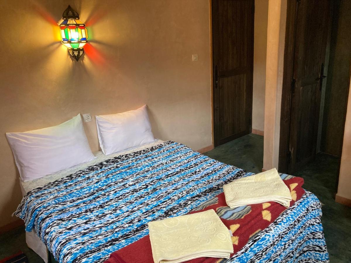 Les 4 Saisons Du Dades Bed and Breakfast Aït Idaïr Eksteriør billede